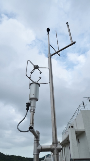 noise monitoring station 02 (292x520).jpg